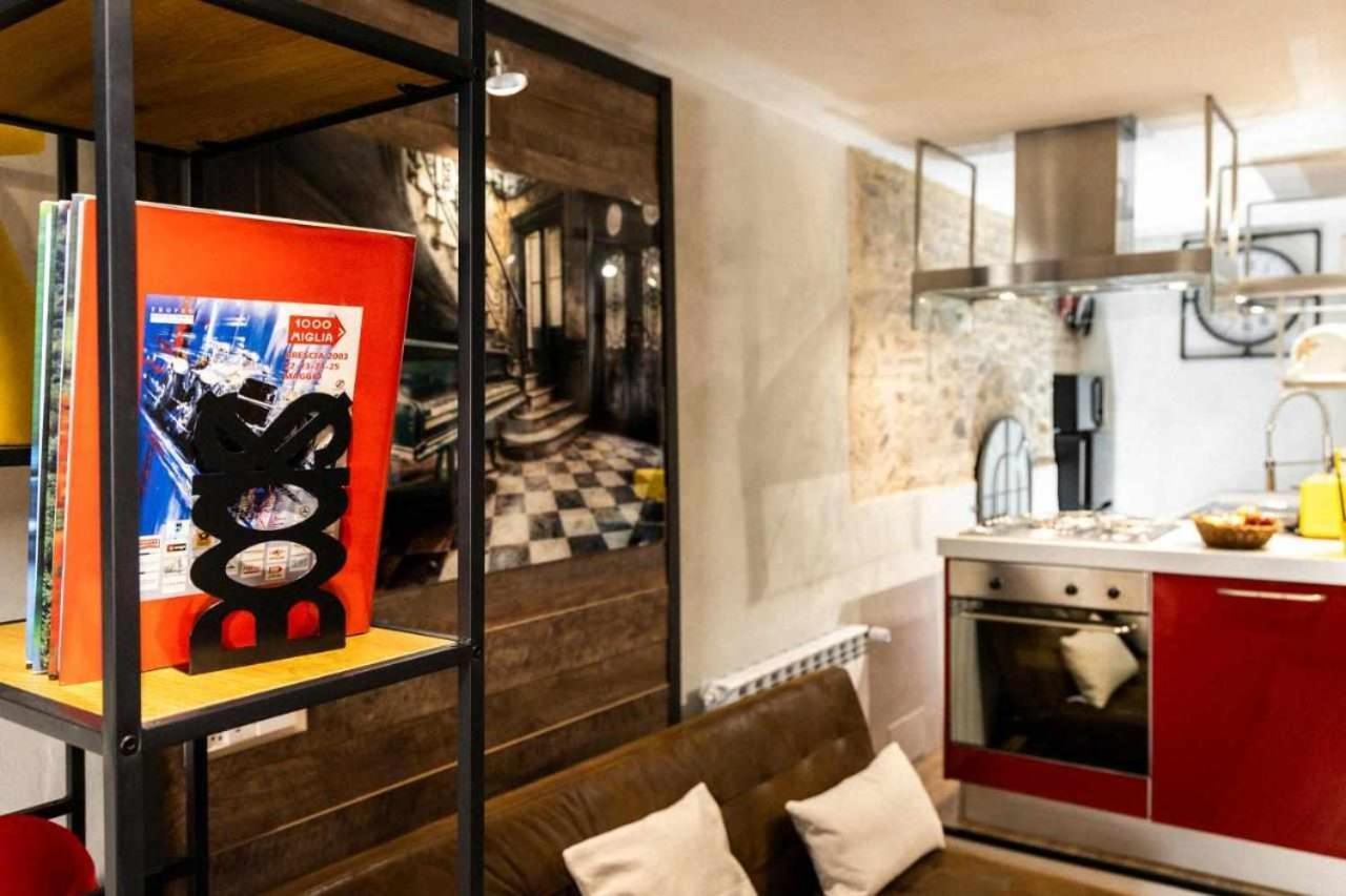 La Casa Dello Stilista Apartment Бреша Екстериор снимка