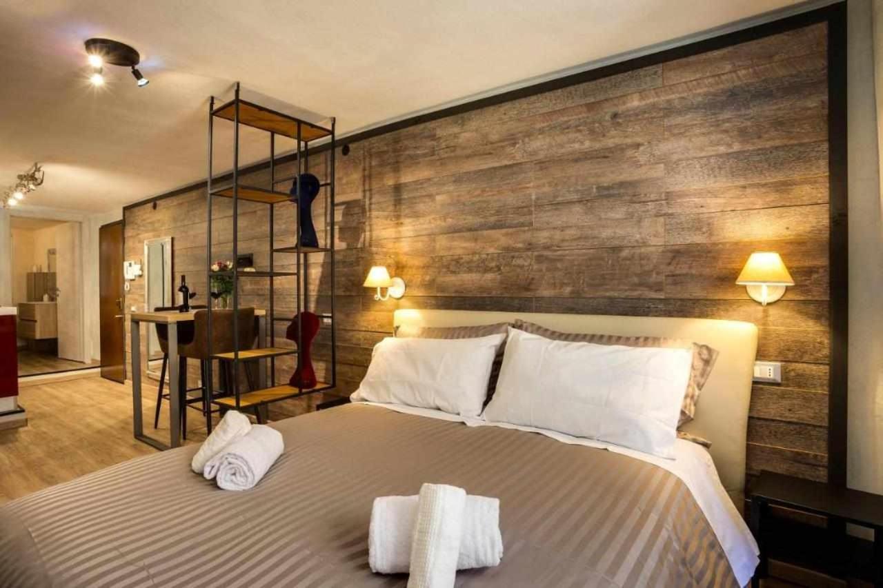 La Casa Dello Stilista Apartment Бреша Екстериор снимка